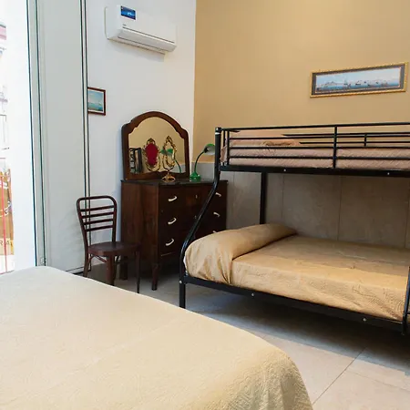 شقة Palazzo Argentino نابولي